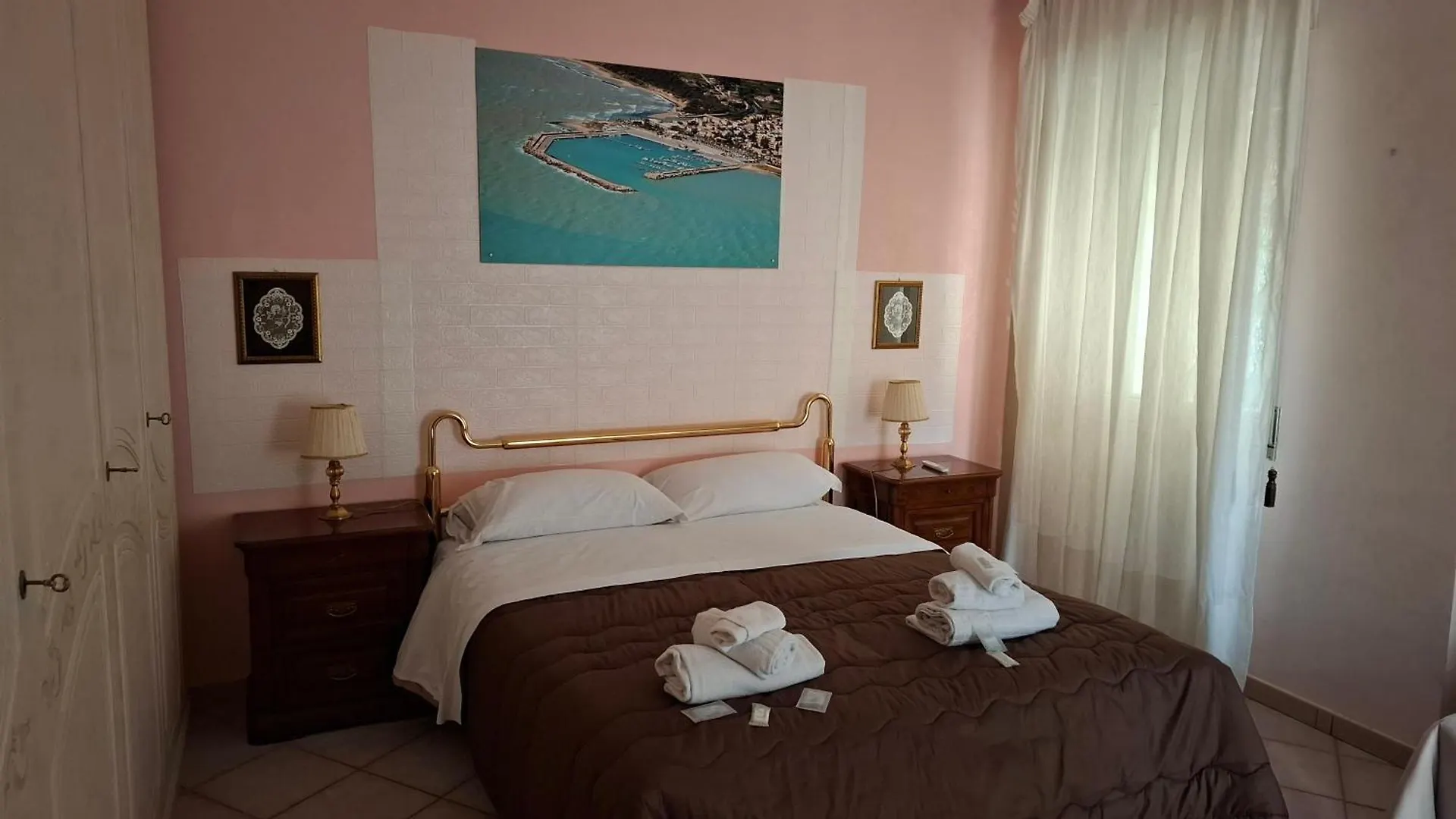 B&B Batara - 