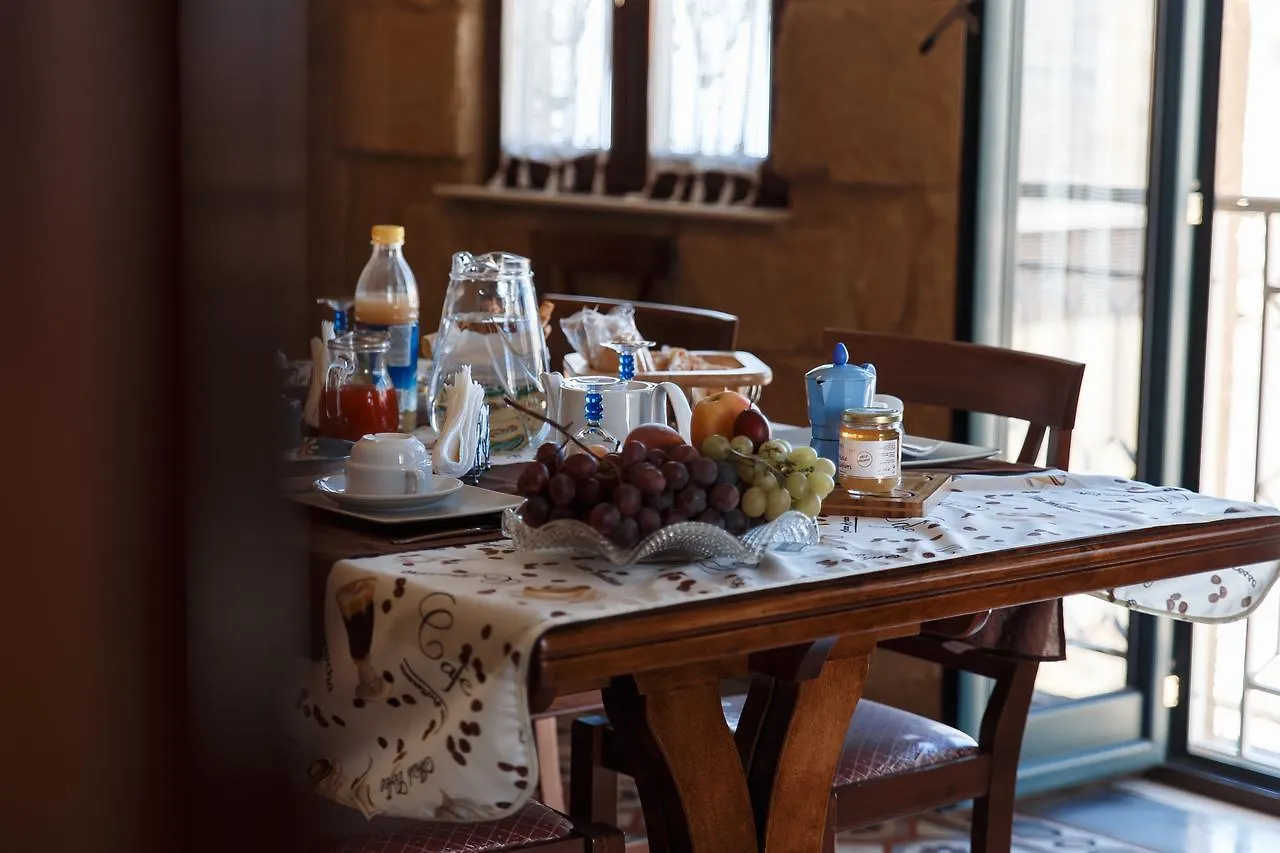 B&B Batara - 